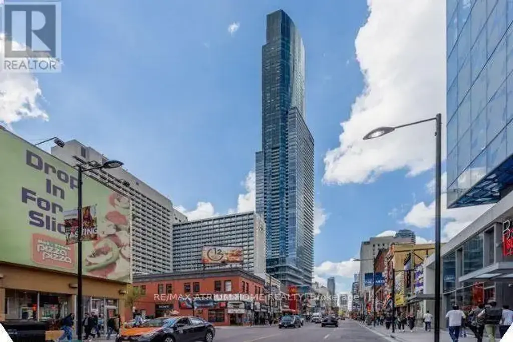 31 - 384 Yonge Street, Toronto (Bay Street Corridor)